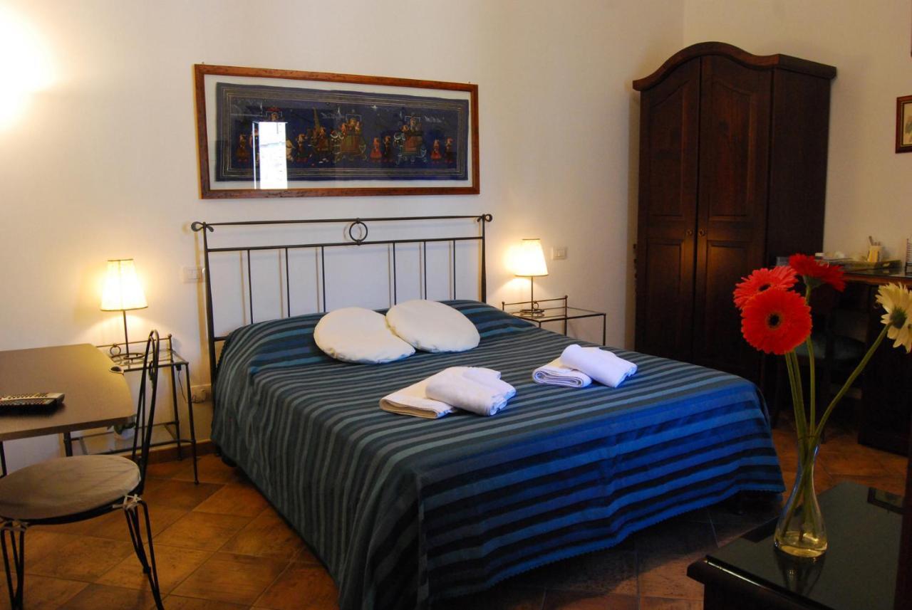B&B Corte Barocca Лечче Екстер'єр фото