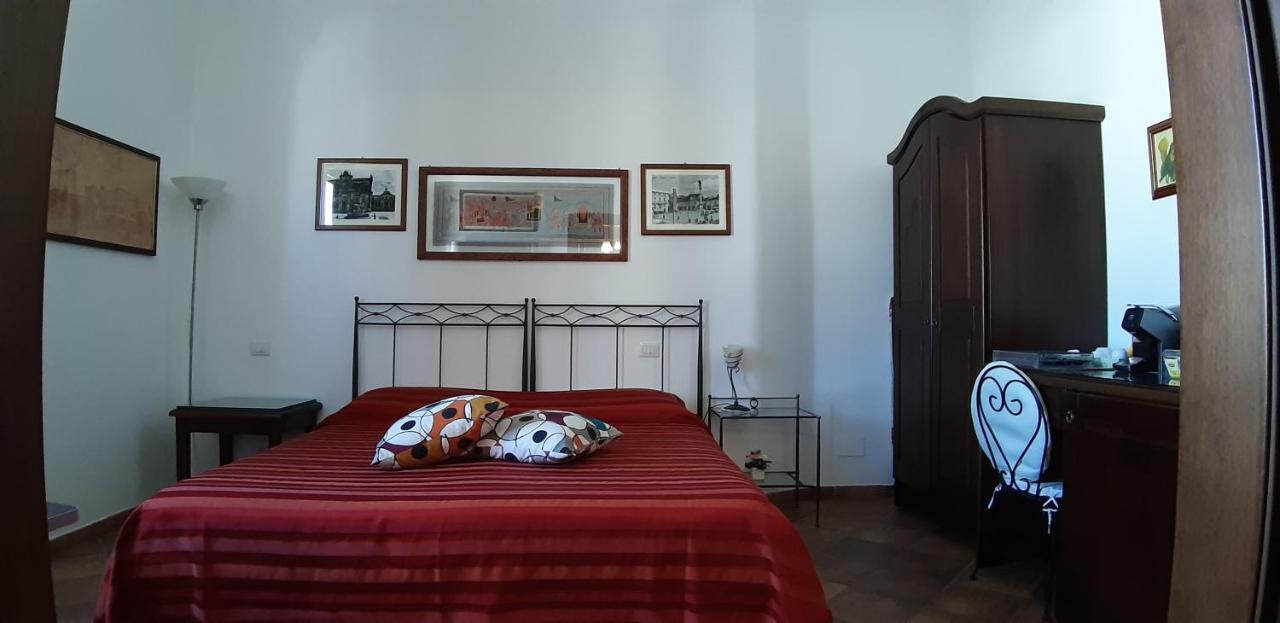 B&B Corte Barocca Лечче Екстер'єр фото